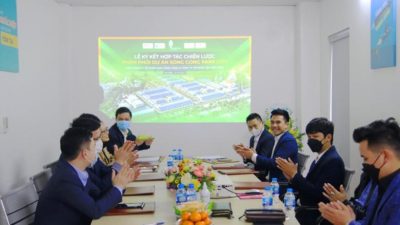 Đại diện Chủ đầu tư và Cen Bắc Ninh tham gia sự kiện ký kết