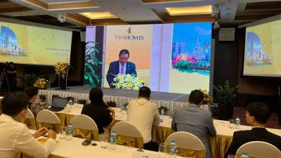 Chủ tịch Vinhomes Phạm Thiếu Hoa phát biểu tại ĐHCĐ 2022